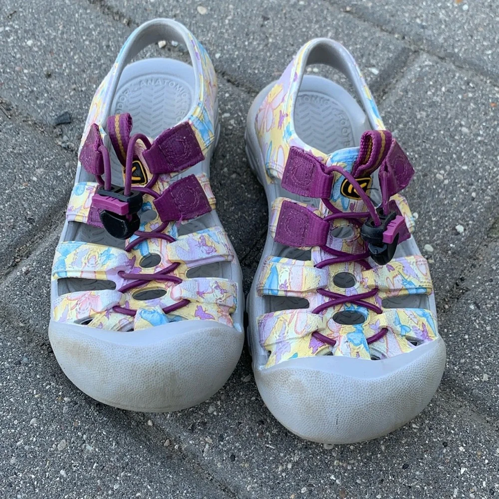 Keen Kids Closed-Toe Sandals in Purple and Pastel Multi